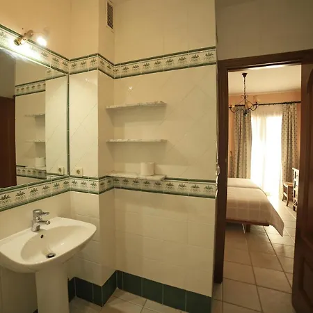 Apartamento Con Balcon Apartment *